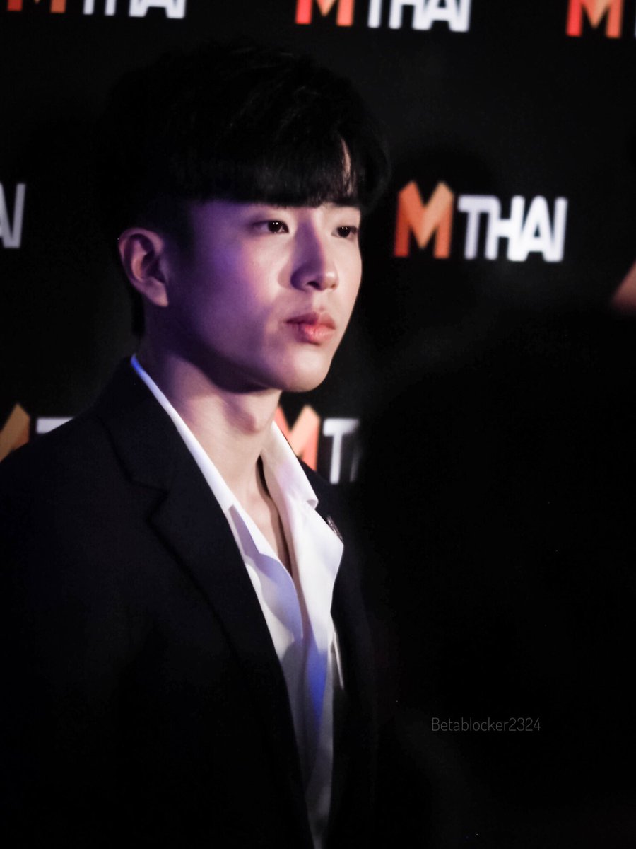 betablocker2324's tweet photo. นนกุลรู้กกก #MthaiToptalk #Toptalk2018 #nonkul https://t.co/v755icW3EM