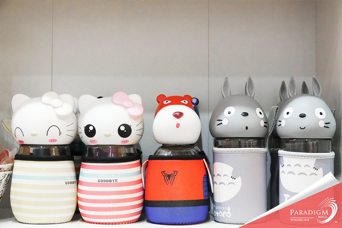 Want to encourage your little ones to drink more water? Get them cute and compact bottles to bring around!