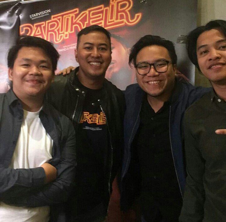 baalebasalki's tweet photo. Gala premiere Partikelir movie. 
Jangan lupa 5 april 2018 https://t.co/YCLZiM8SwK