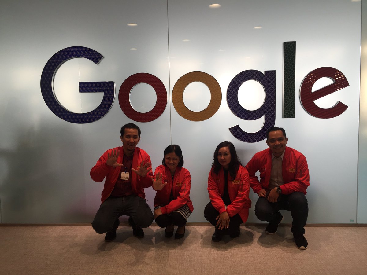 KerjaSeru's tweet photo. Pada bulan Februari 2018, para pemenang juara kedua Innovation@Work 2.0 berangkat dalam digital exploration trip ke Tokyo, Jepang!

Simak berita lebih lanjutnya di sini: https://t.co/y5zFa9DRCN

#KerjaSeru #IndonesiaDigitalNation https://t.co/y3l9ya6st6