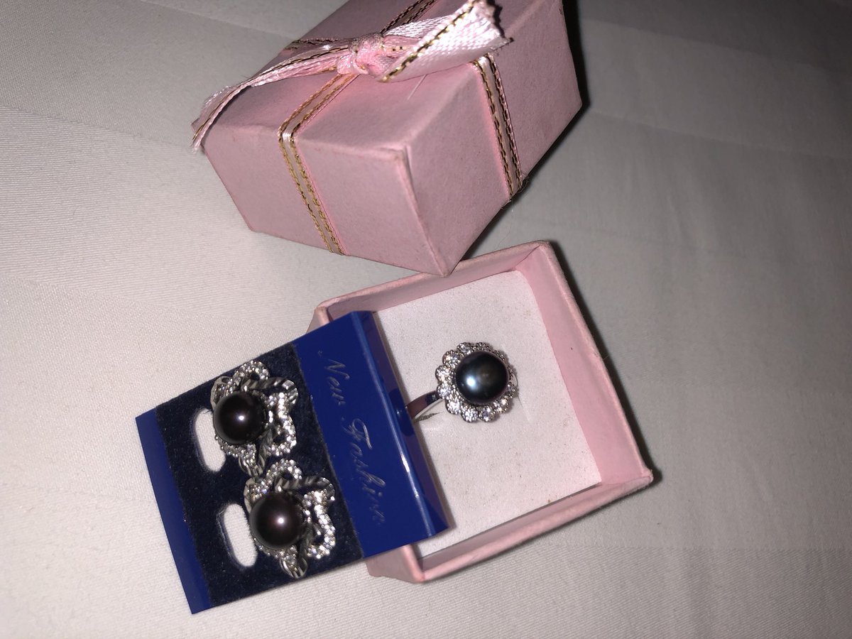 nattyle1983's tweet image. Tham quan các cơ sở nuôi cấy-sản xuất ngọc trai &amp;amp; công ty Sim Sơn, Phú Quốc.
#ngọctraiđenánhtím
#nữtrang
#vườnsim #rượusim #mậtsim