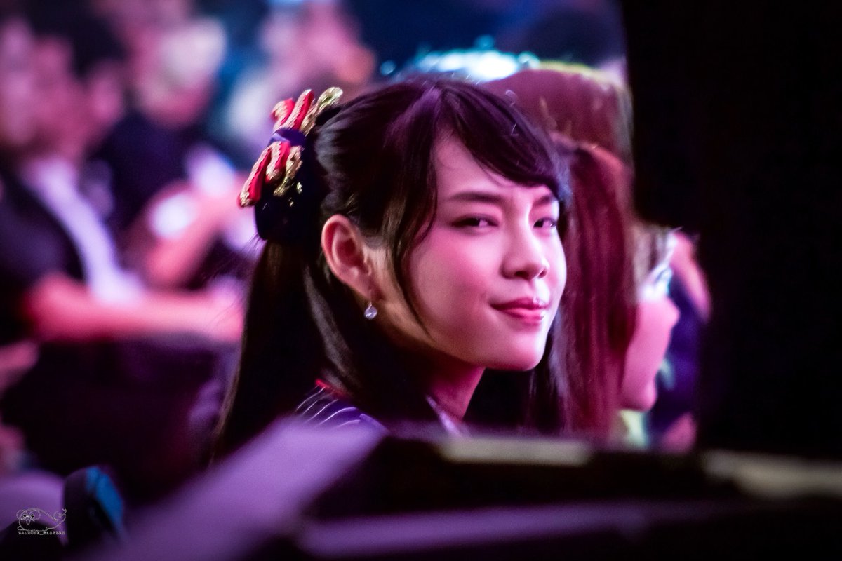 salmOrn_glasses's tweet photo. พิเฌออออออ~~
#CherprangBNK48 #BNK48 #salmorn_glassessnap #MThaiTopTalk #TopTalk2018 https://t.co/TNTr1Nadi6