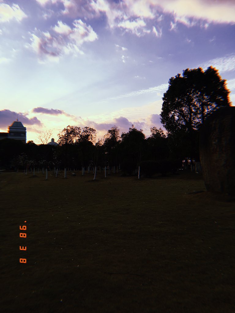 hw_prize's tweet photo. @forkunprize 🌇💙 https://t.co/wdkh5LPVfG