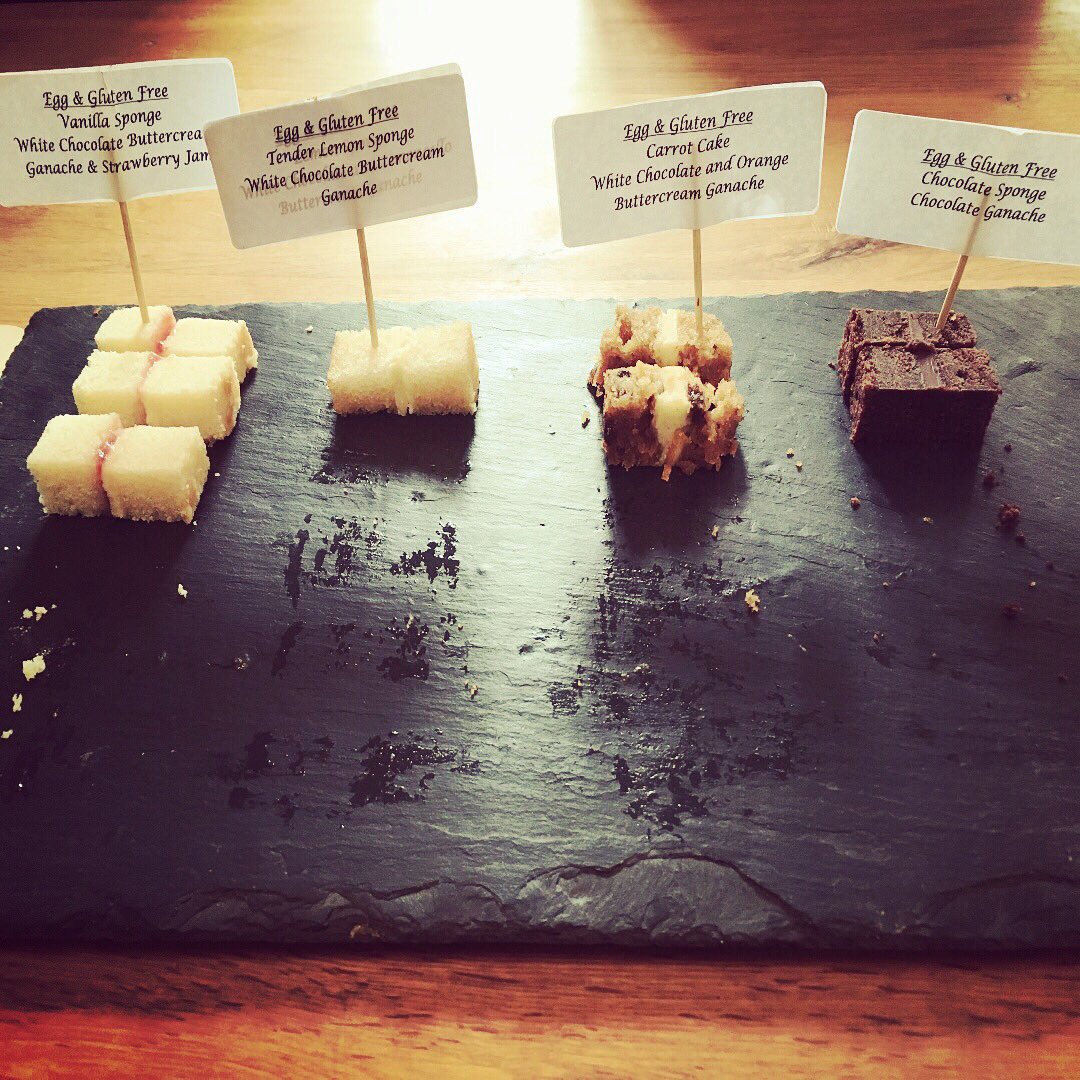 Hannahscakebox's tweet photo. Wedding cake tastings day 😋. This was a fun one with lots of test baking...Egg and Gluten Free. Think they went down well! #weddingcake #weddingcaketasting #eggfreecake #glutenfreecake #lemoncake #carrotcake #vanillasponge #chocolatecake #whitechocolatebuttercream #limoncello https://t.co/GHHqm1JArs