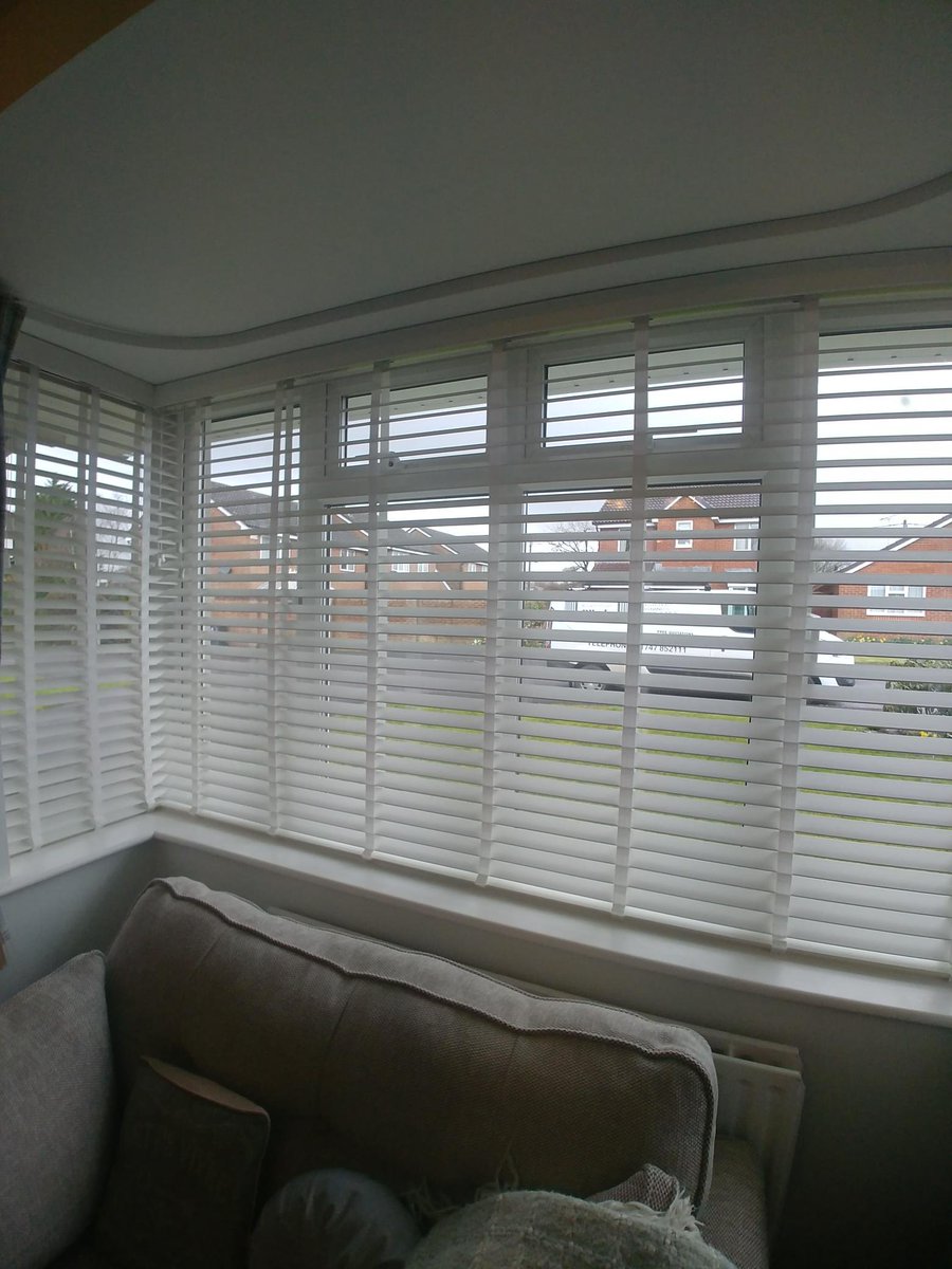bvblinds's tweet image. Faux wood blinds with decorative tape fitted into a bay window in Shaftesbury, Dorset