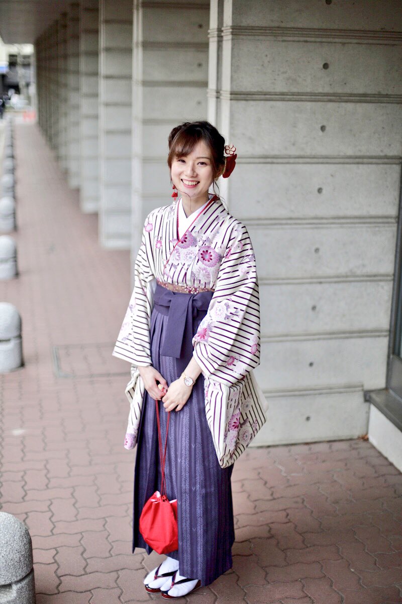 missof_mayu's tweet photo. こんばんは！
先日、青山学院大学を無事に卒業しました🌸
皆さんにたくさん支えられた大学生活でした、ありがとうございました😊✨ https://t.co/GPqeTGNisB