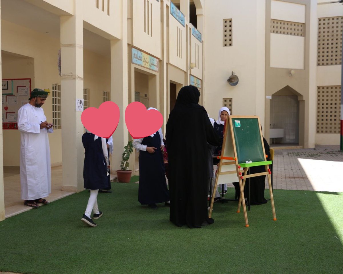 Al_Serag2's tweet photo. جانب من فعاليات يوم الرياضيات الذي تميز بمسابقات وفعاليات متميزة ��محاضرات للطالبات كل الشكر لمعلمات الرياضيات ا.منى كشوب .ا.هناء البرعمي .ا.هالة كرموس  و.ا.فاطمة محمد https://t.co/GqjPvMndHv