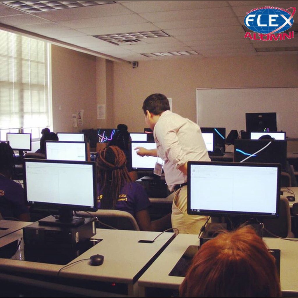 FLEXalumniAZ's tweet photo. “It was an absolute amazing experience to teach more than 90 high school girls a coding workshop using Python programming language at the Tech Savvy Conference.” -Abulfaz Hajizada’20
Proud of our Alumni. Great job Abulfaz!
#flexalumniaz #flexalumni #flexprogram #exchangeourworld https://t.co/BgC6bzjwal
