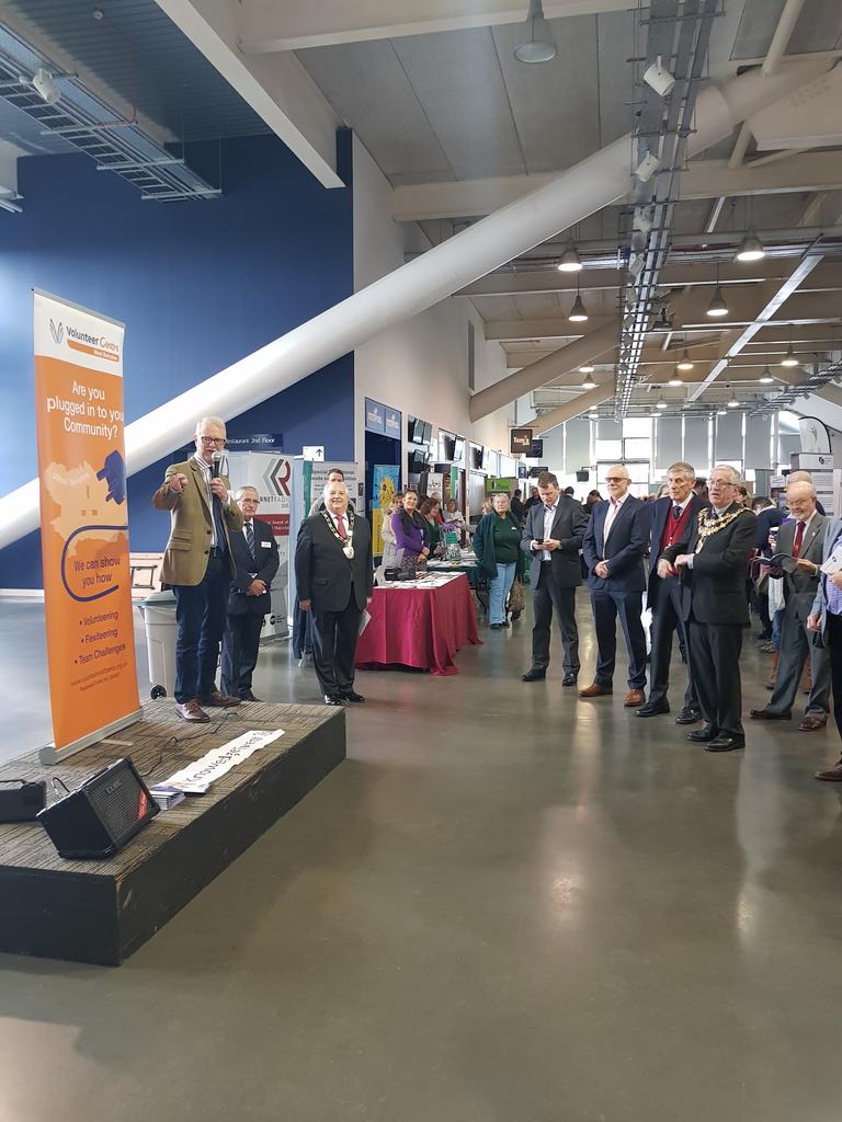 Margomia's tweet photo. Opening of the #KnowledgeEvent at @NewburyRacing @Volunteeringace @VCWB1 https://t.co/aQbDN3qVqZ