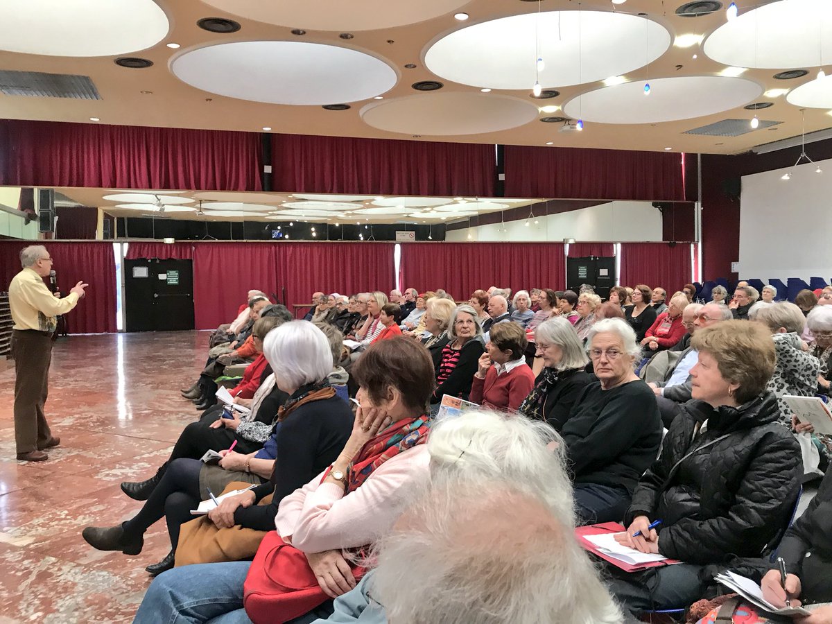 AbdiElkandoussi's tweet photo. Représente @Saurel_P à la conférence « BIEN VIEILLIR » en partenariat avec MutuelleFP &amp; CARSAT #Pagézy #Montpellier
➡️ Intervention Dr Bernard Cassou, Prof. Honoraire de Médecine (Versailles)
#FonctionPublique #santé
« Bouger plus ! »🚶🏽‍♂️🚴🏼‍♂️🏃🏽‍♀️
@montpellier_ https://t.co/lAIw74uWri