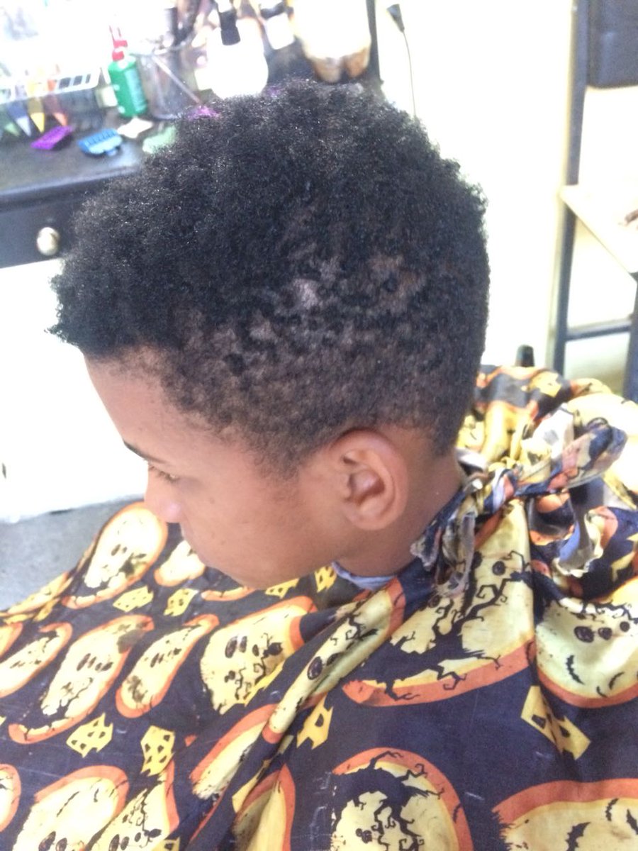QuiteteCvD's tweet photo. No crack / com Deus 😇📏✂🍀👐 https://t.co/AtBdqP1R9Q
