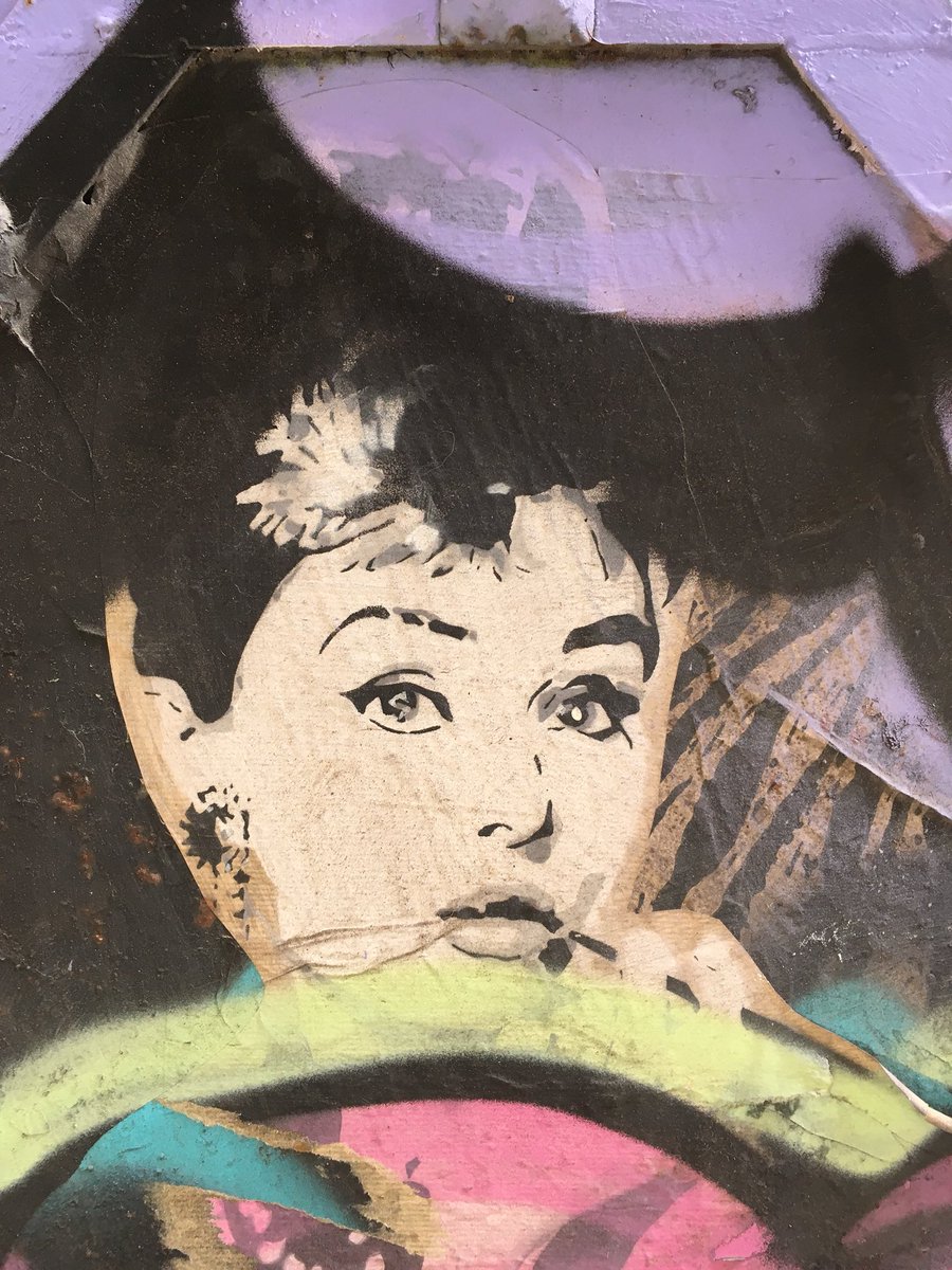 GoticoArt's tweet photo. #Audrey #streetart https://t.co/z385S7GEjX