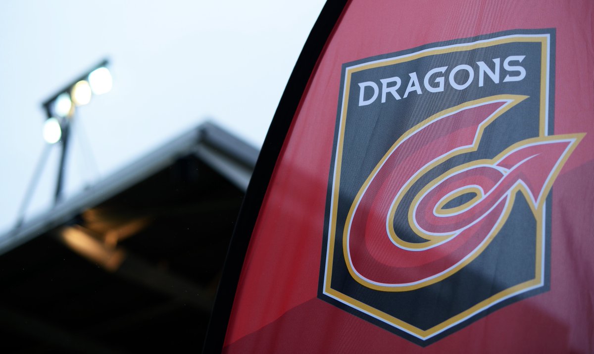 We're giving away a signed @DragonsRugby shirt!

RT and Follow us for the chance to win it. #SUFTMOG