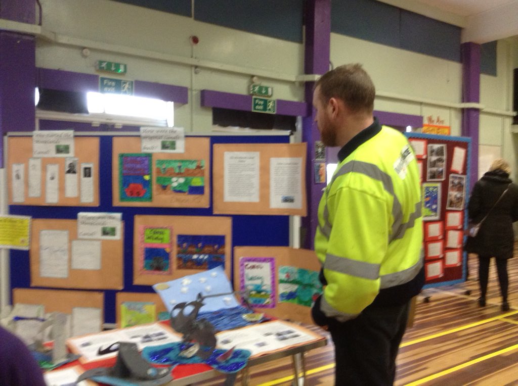 TollbraePS's tweet photo. Thanks to everyone who joined us for our Construction showcase of learning π #newbuild #reallifelearning #skills #openinguplearning https://t.co/1WDzaA9ubW