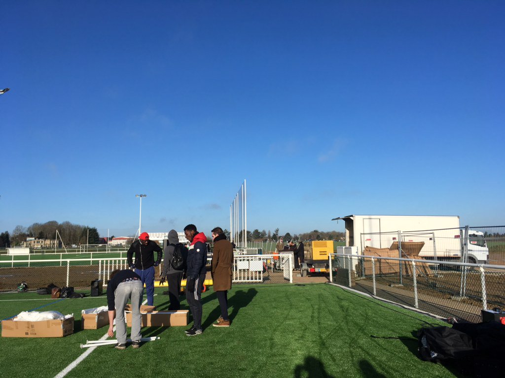 UnivParisSaclay's tweet photo. On installe la plaine des sports pour cet après-midi ! 
Rendez-vous à 13h !
Au programme : 
BUBBLE FOOT 
FLAG RUGBY
BASEBALL 
Et des animations surprises !
@UPS_Challenge 
https://t.co/1BYvJ9Jxq1 https://t.co/N2KbMc2mTg