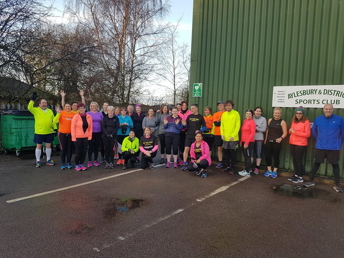 A great turnout for our Wednesday 5k to 10k course - in daylight!