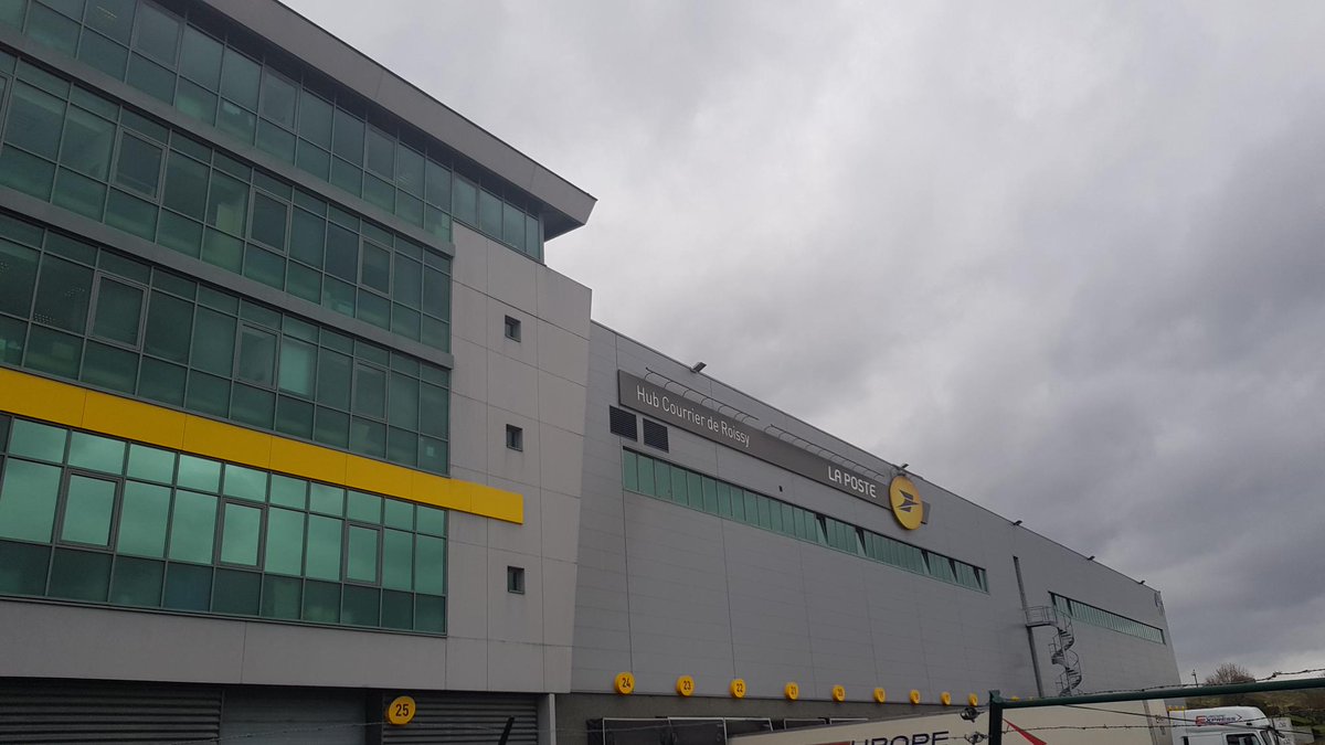 Toit et Joie assure une présence à la PIC de Roissy pour proposer un programme de #locationAccession aux postiers désirant accéder à la propriété à #Gonesse ! #PSLA #LaPoste <a href="/GroupeLaPoste/">La Poste Groupe</a>