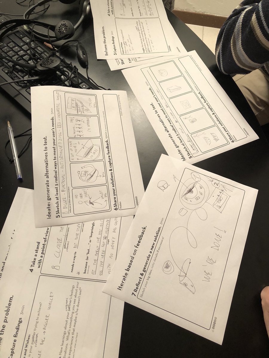AriadneGroup's tweet photo. The Wallet Project: class 2. Who’s going to win? 
#designthinking #thewalletproject #design #uxdesign #englishclass #stanford #training https://t.co/gBH0wKJW56