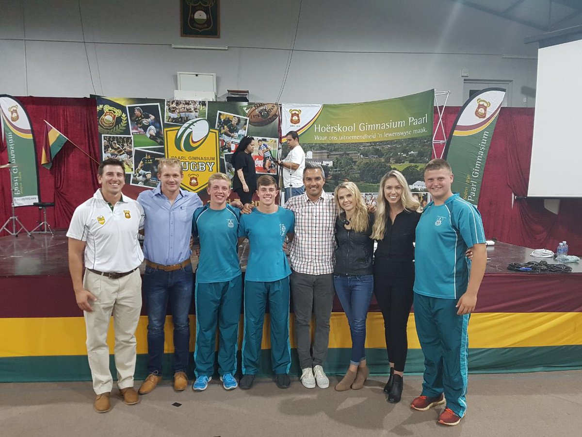 True ambassadors of their school. You can be proud of these boys @GarsieSport <a href="/BereRugby/">Garsfontein Rugby</a> #oudgarsie <a href="/Neil5Powell/">Neil Powell</a>