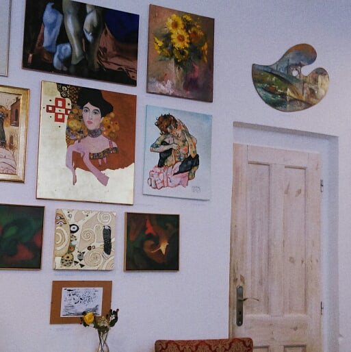 leemcquxxn's tweet photo. paintings at some random coffee shop i live for https://t.co/UqXQAOawsx