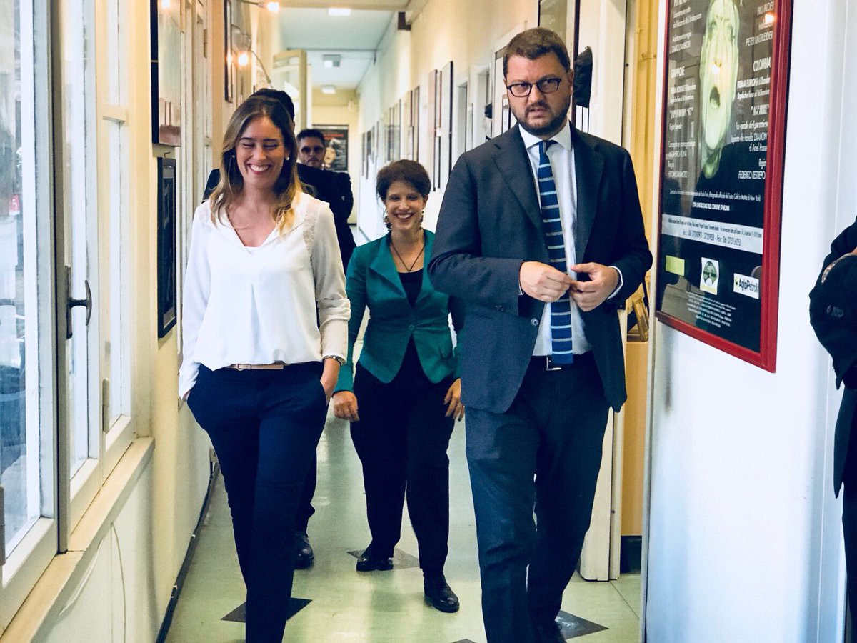 albegiorvalanga's tweet photo. #FacceDaPd Sono i soliti noti, coloro che in 4anni hanno distrutto il Pd . Orfini, Guerini,Il #bomba, Martina, Lotti, Boschi.  #Facceda..? https://t.co/LRt4qxTtUK