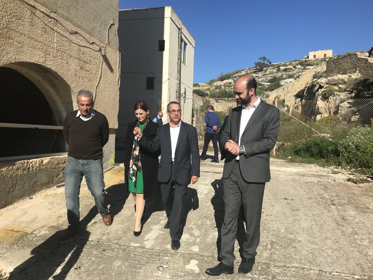 Good morning from #Gozo. Visiting various WSC sites including the Hondoq site where a new Reverse Osmosis for #Gozo will be built. This is one of the several €100million+ projects co-financed by the #EU
.
.
#eufunds #malta <a href="/Joe_Mizzi_/">Joe Mizzi</a> <a href="/justynecaruana/">Justyne Caruana</a> <a href="/RichardBilocca/">Richard Bilocca</a>