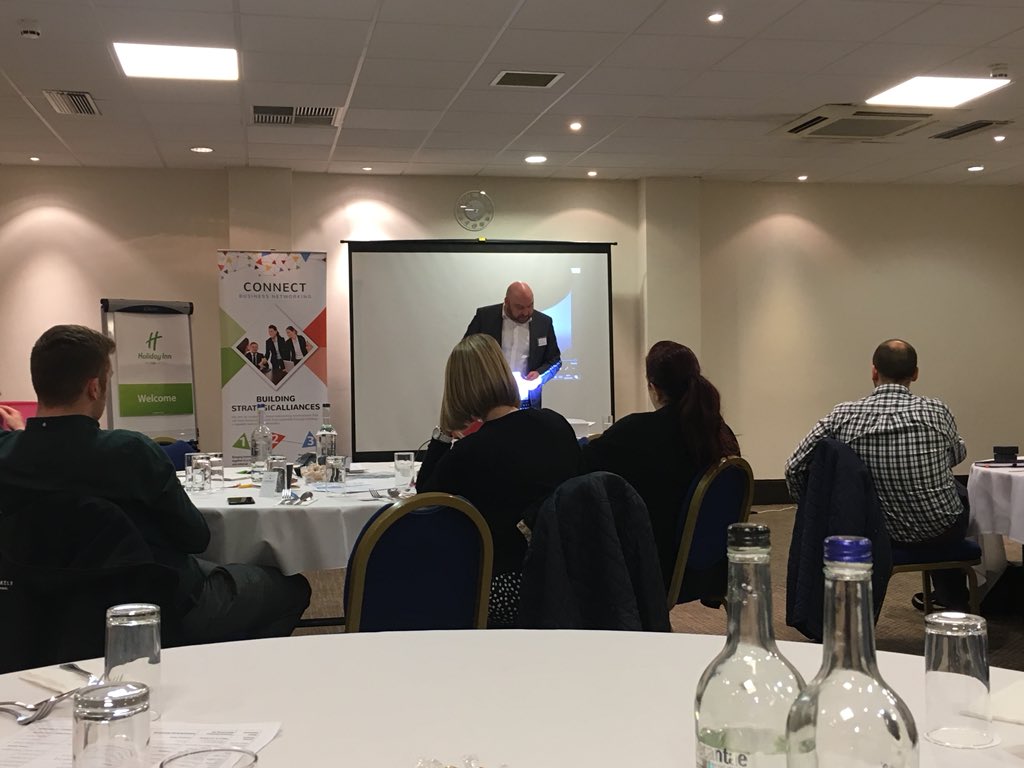 HazelLCottrell's tweet photo. Awesome presentation from @StickAroundProd at @connectpboro - he really knows his stuff :) https://t.co/cmTjWYj6Cj