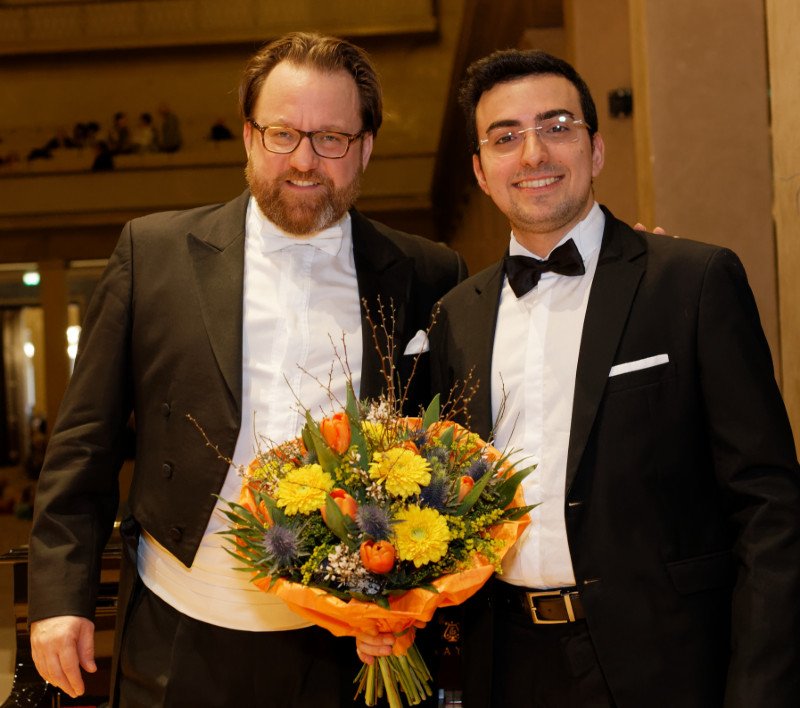 Beste Stimmung nach der #MozartMatinée im vergangenen Sonntag im #Herkulessaal der Residenz München - mit <a href="/FranzSchottky/">Franz Schottky</a> und <a href="/albertopianist/">Alberto Ferro</a> 😀🤗🤓