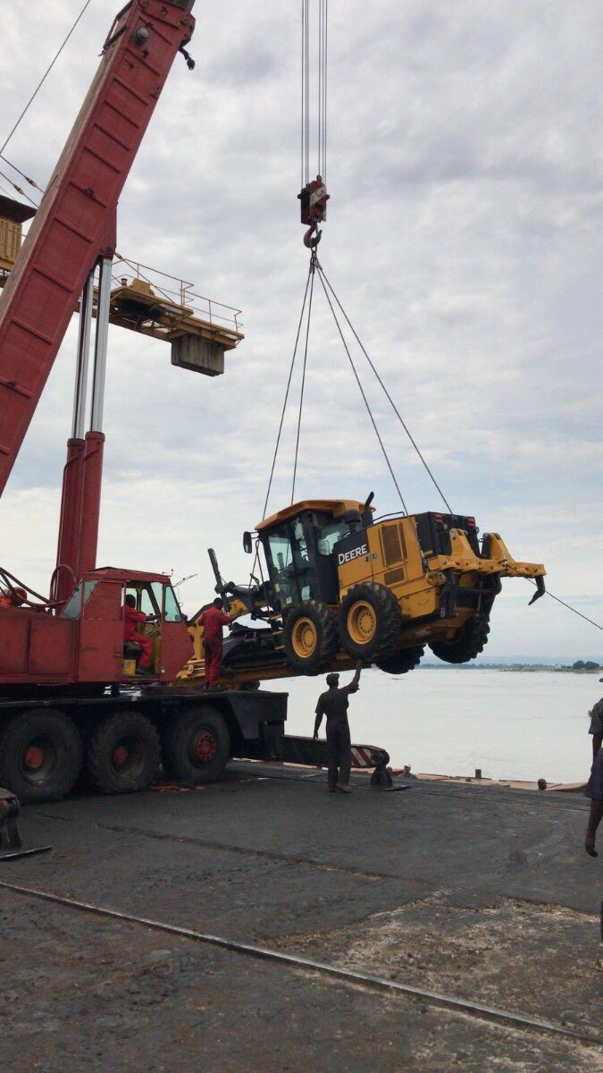DEM_Group's tweet photo. New @JohnDeere Grader 670G delivered to Kisangani, DRC.
Congratulations to DEM DR Congo !
#DEMGroup #DEMDRC #JohnDeere https://t.co/CIZQbbAS0S
