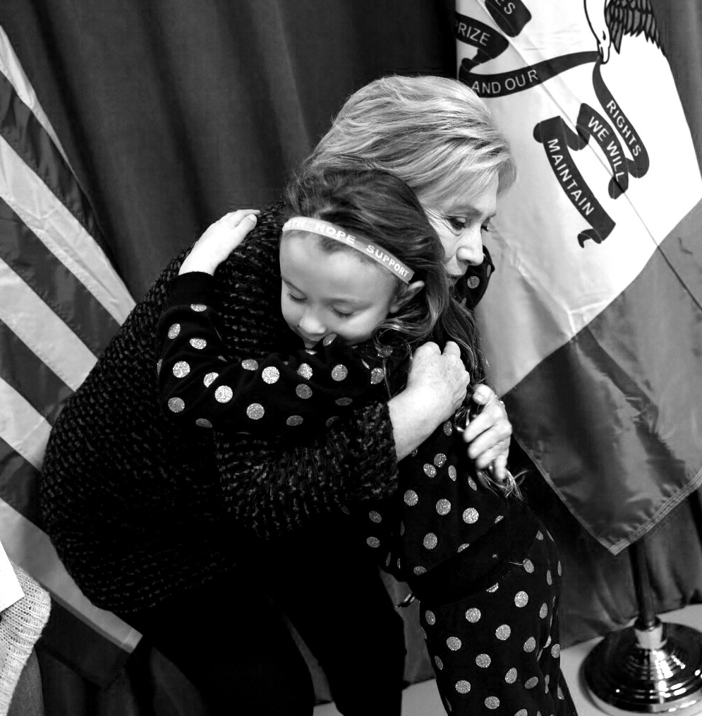 Hill_German_Fan's tweet photo. This picture is so touching for me... 😭💗 https://t.co/mJPlVTG0fW