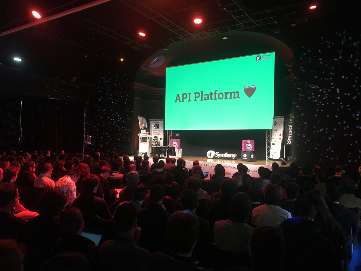 dunglas's tweet image. .@de_la_tech explain how he uses #Symfony, @ApiPlatform, #reactAdmin and #enqueue to build Audience Hero #Symfony_Live