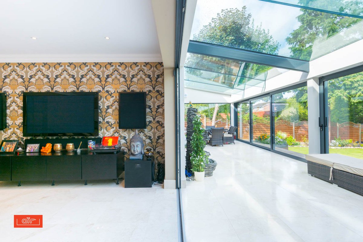 DiscoverAir's tweet photo. Our #FITInstallation entry for March is this impressive project. Our aรฏr lift & slide and aรฏr bifold doors were used to transform this space into a standout indoor-outdoor sanctuary. https://t.co/oTLO2rVkKJ