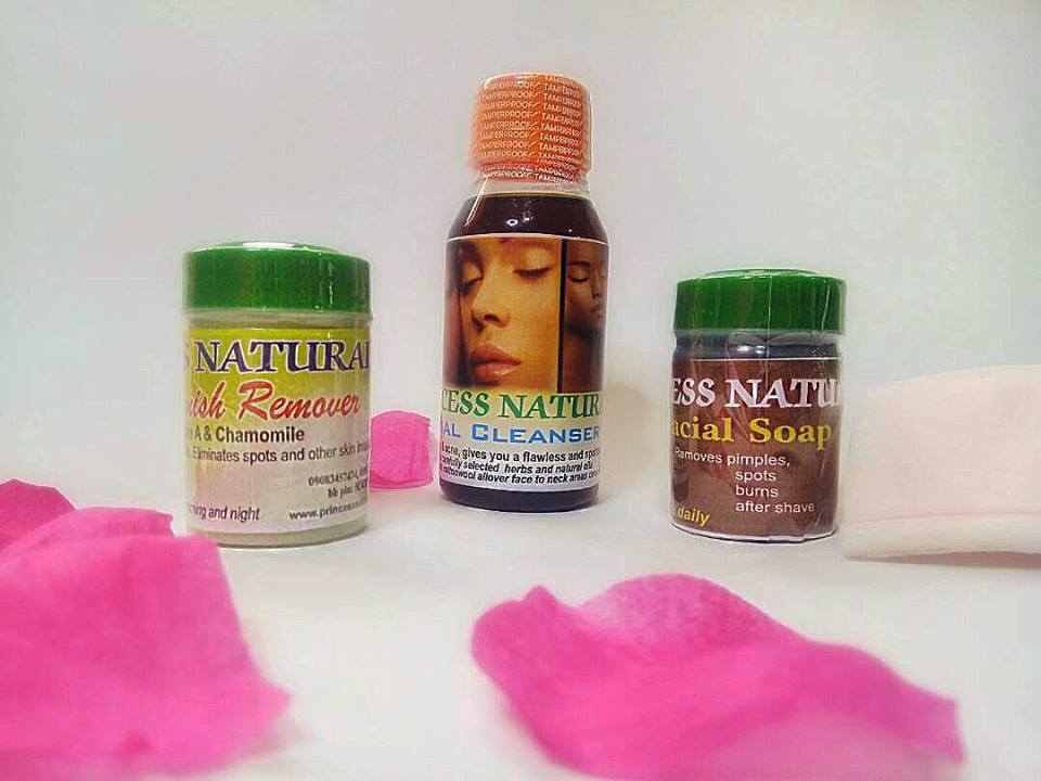 skinprincessng's tweet photo. Our magic facial set ππ
Are you tired of acne, pimples, blackheads? Have you used all sorts and there is no sign of improvement? Try this set and thank me later π
#princessnaturals #acnebegone #spotlessface #glowing #madeinnigeria #naijabrand #bellanaijaonline https://t.co/WWgUVfs08U