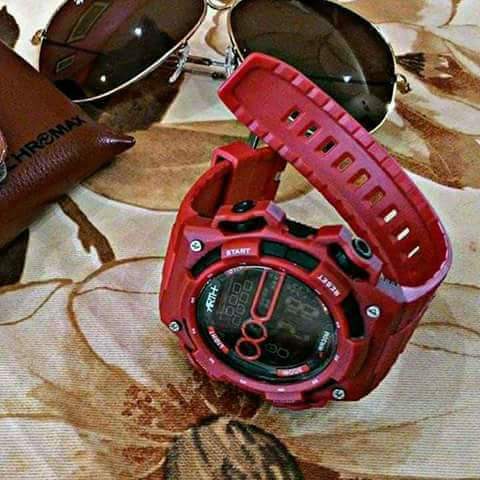 AdiAlhady's tweet photo. Jam tangan 100% ORIGINAL keluaran MALAYSIA. Kualiti DIRAJA pada harga RAKYAT JELATA https://t.co/a37YecxLmf