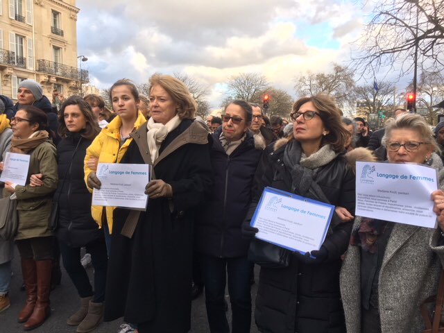 Fière d’avoir été à la marche blanche hier soir avec ma petite fille et mes amies de Langage de Femmes car il ne faut pas laisser le racisme abîmer la France. @AudedeThuin @Langagedefemmes