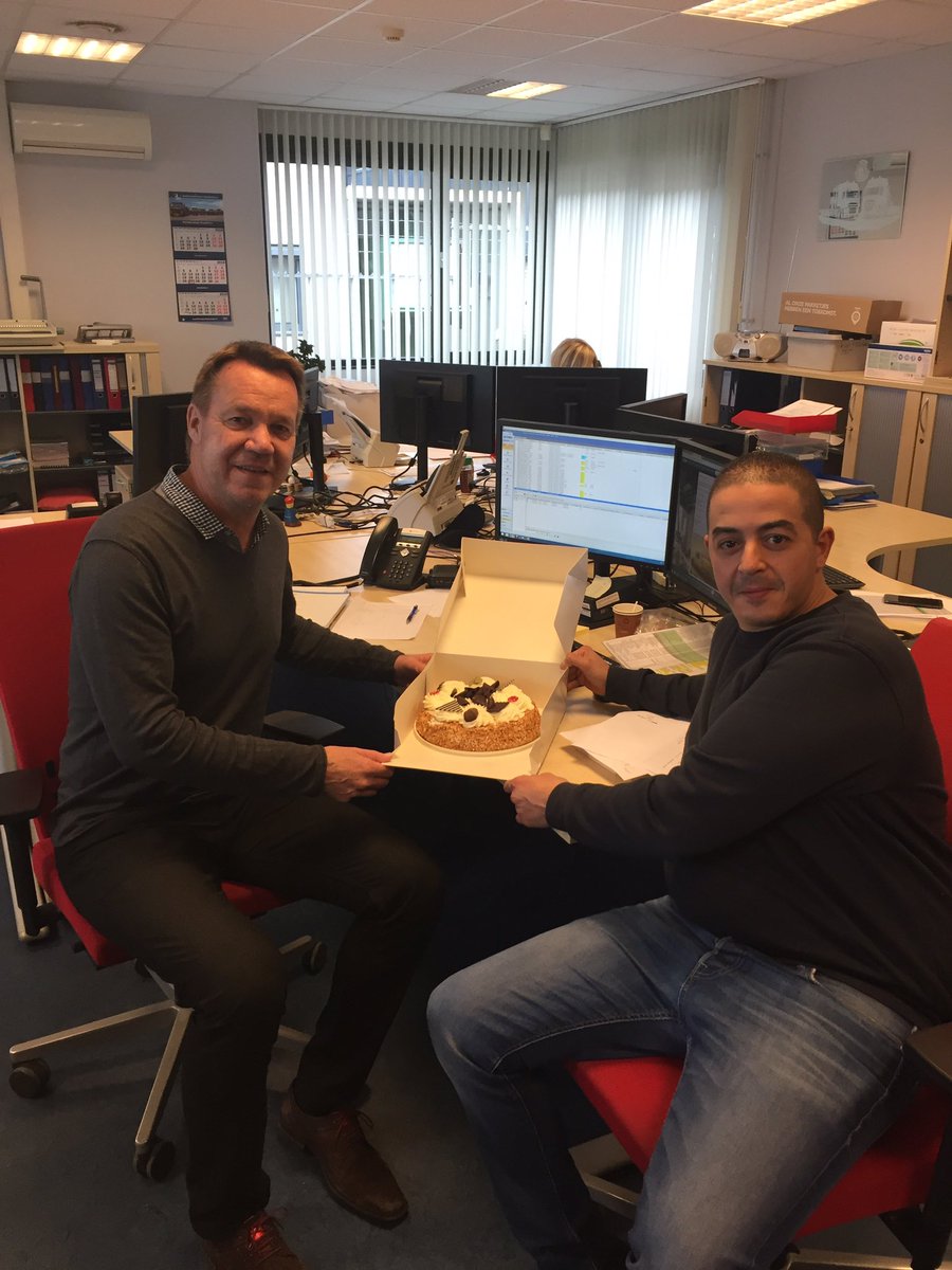 ProVoBo's tweet image. Afgelopen week is Ahmed aan de slag gegaan bij E.Lafeber Internationaal transport. Wij gingen bij hem langs op de werkvloer. Lees meer op onze Facebookpagina via de volgende link: facebook.com/provobo/posts/…