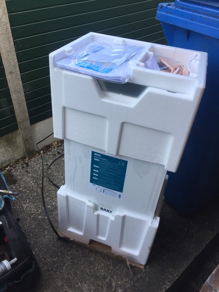 IgnitionGasLtd's tweet photo. Swapping a tired Worcester for a High Efficiency Baxi 400 today in Sheffield @baxiboilers 🇬🇧 https://t.co/O8nW0XILU7