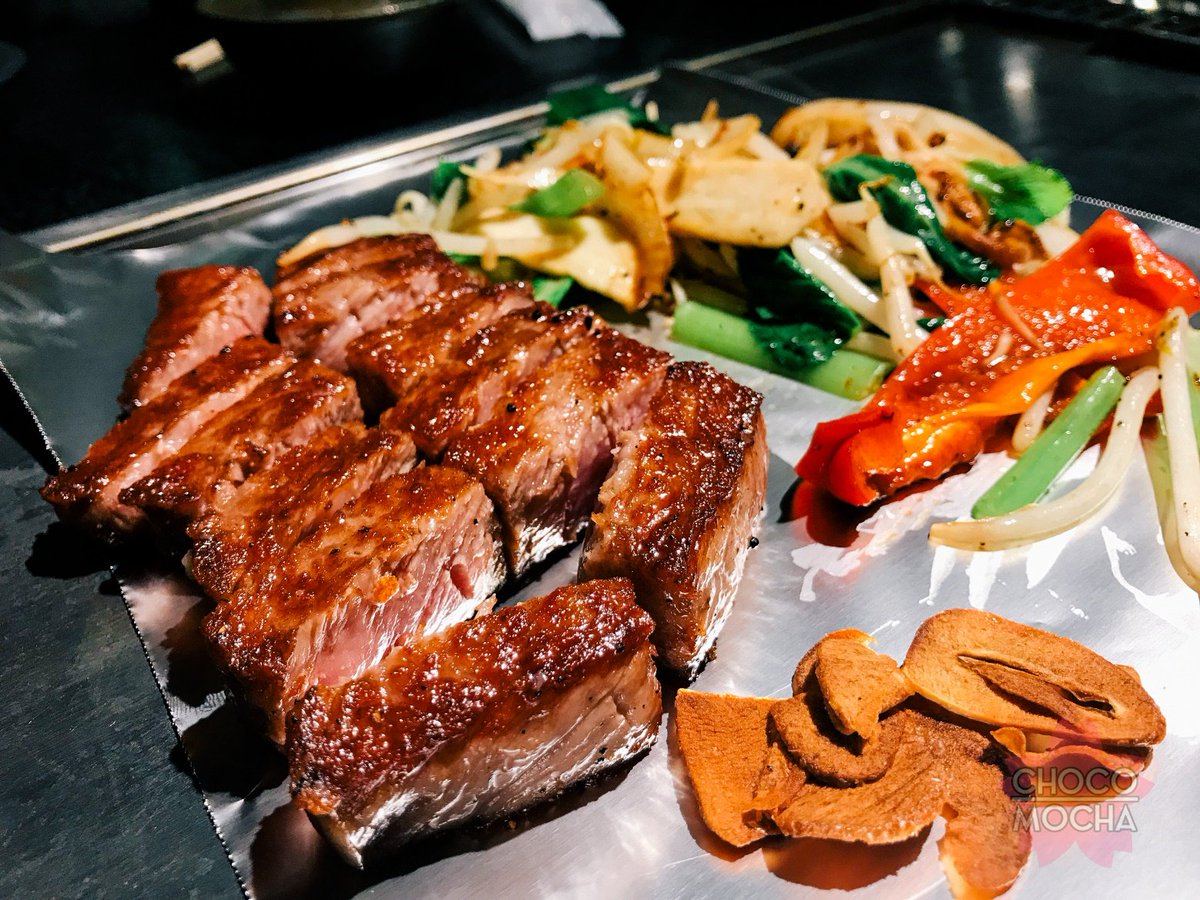 Choco_Mocha_TH's tweet photo. #รีวิวญี่ปุ่น Daiei Steak Teppanyaki #เนื้อโกเบ ราคาเบาๆบรรยากาศสบายๆ https://t.co/iKc5wZvwuc #เที่ยวญี่ปุ่น #chocomocha https://t.co/TW8ke0c4n2