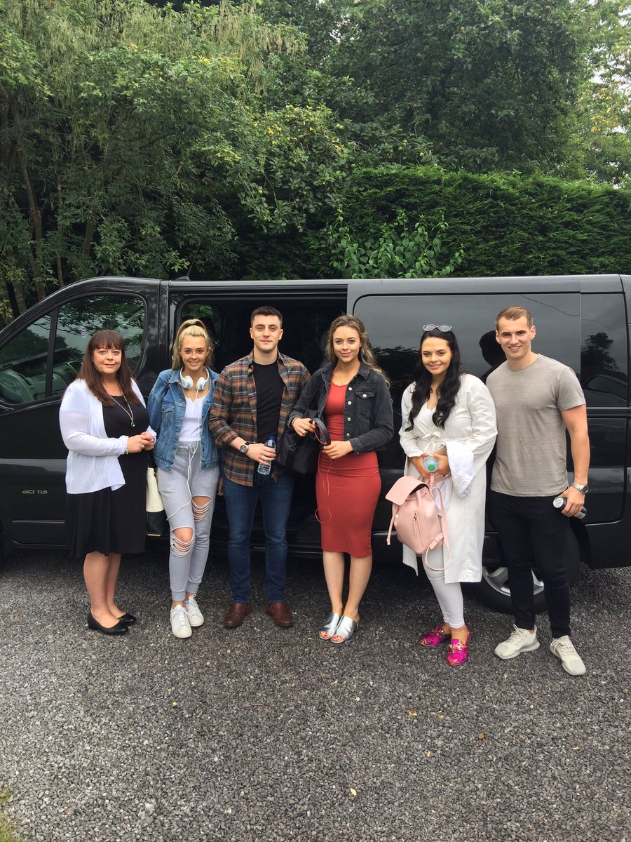 caseystransfers's tweet photo. Picture of Casey’s Transfers customers with our standard minibus. #caseystransfers #airporttransfer #seaporttransfer #airporttransfersgloucester #airporttransferscheltenham
#airporttransfersstroud
#gloucester #cheltenham #stroud #minibus #multiseater https://t.co/SHplxDnXEu