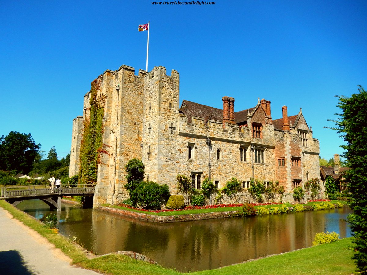 candlelighttrav's tweet photo. If you are after a #perfectday out, you may consider @visitkent and see @hevercastle. The gardens are exquisite and the place is packed with history as it was the home of #AnneBoleyn!
Here is my guide to this beautiful place: https://t.co/iMl9ZSYE5S. https://t.co/Rt2Bki80l9