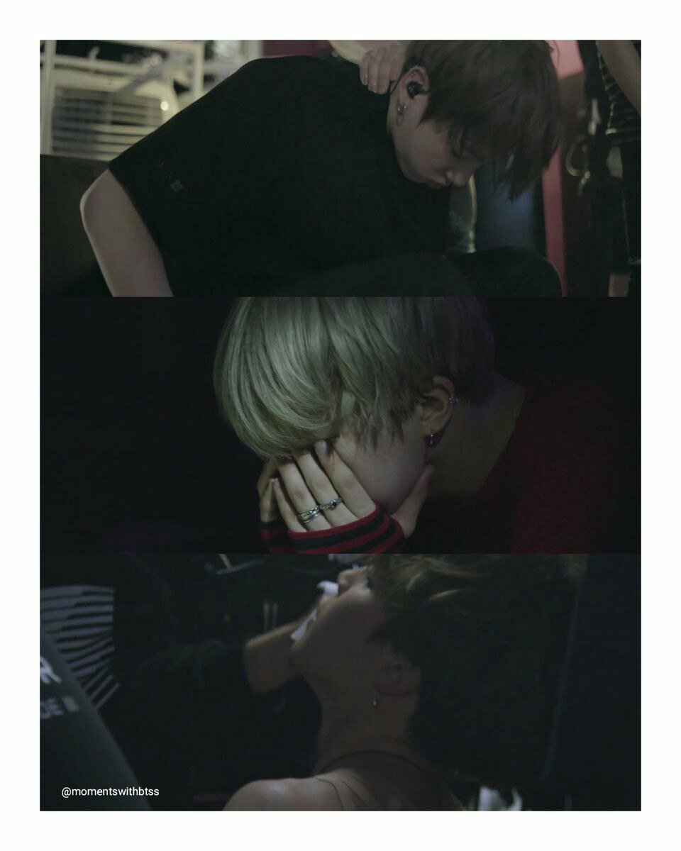Jimin_Pak09's tweet photo. Мальчики,пожалуйста не перегружайте себя! Побольше кушайте и отдыхайте! Очень больно смотреть на то,что вы так сильно устаёте. Когда вы грустите,плачите моё сердце расскалывается на части. На глазах наворачиваются слёзы,когда вижу как вы сильно устаёте. Берегите себя!
#bts #love https://t.co/bnBRgK8kWJ
