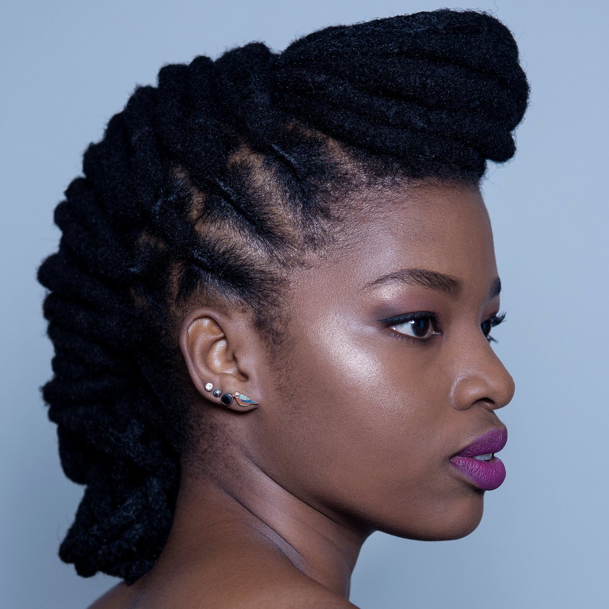 indalonubianN's tweet photo. T H U R S D A Y right 🔥 #DedicateThursdayToLocks #WomenSlayingLocks
Shot by @onetwo_photo
Face by @missmirandamathole
Hair by Indalo Nubian Naturals
Model @yb_dube https://t.co/vDuk4LB26X