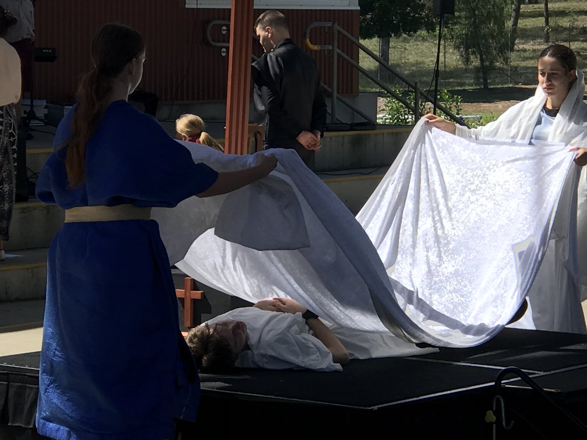 Beautiful Stations of the Cross with students from <a href="/CHISHOLM_BP/">Chisholm Catholic Primary Bligh Park</a> &amp; <a href="/BedePolding/">Bede Polding College</a> <a href="/CatholicEdParra/">Catholic Schools Parramatta Diocese</a> <a href="/parracatholic/">DioceseofParramatta</a>. Thanks <a href="/fiddlerphil/">Phil Rooke</a>