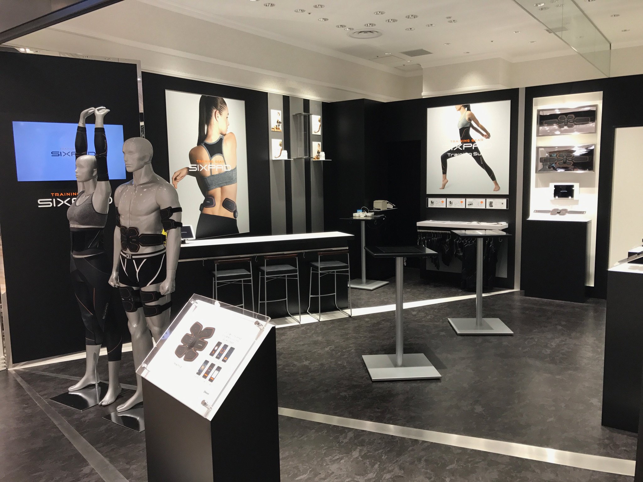 SIXPAD on Twitter: "【本日3月29日、東京ミッドタウン日比谷にSIXPAD STOREがOPEN!!】 女性のSIXPAD ...