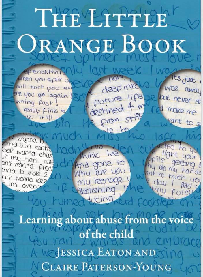 HigginsonR3's tweet photo. We have got some exciting updates on The Little Orange Book.
To register your interest to find out what they are please follow the link:
https://t.co/FSahJlMymx
#TLOB #thelittleorangebook #booklaunch 
@Jessicae13Eaton https://t.co/cbbQeEJxtQ