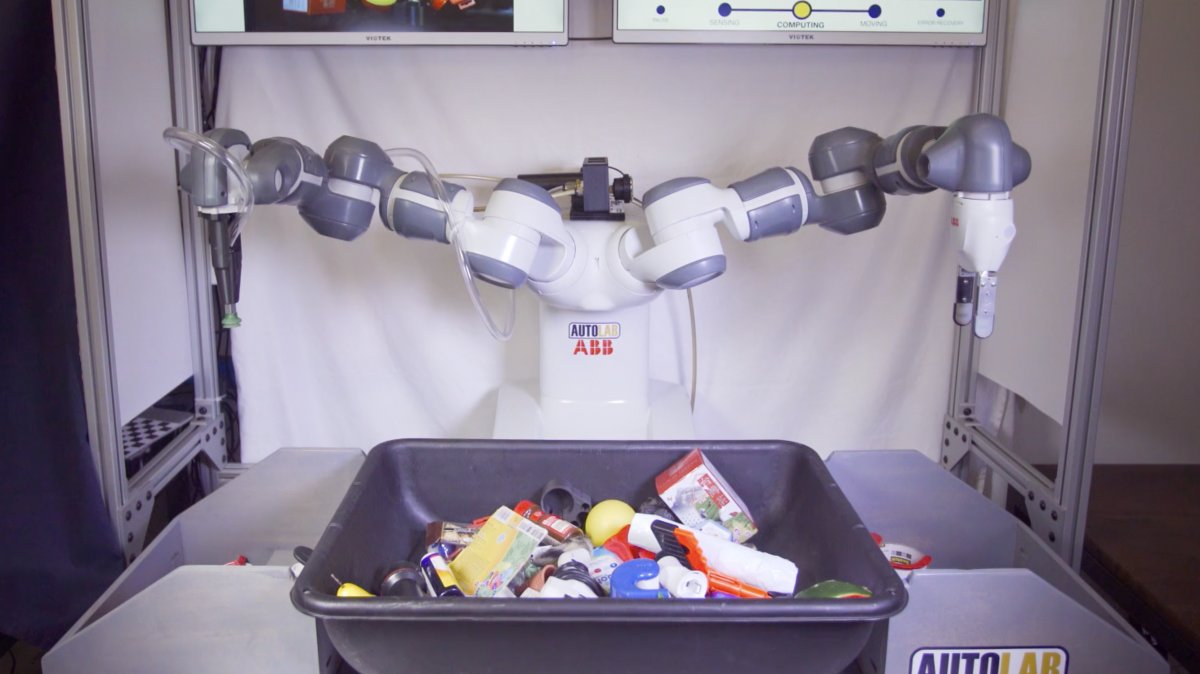 stephen_abraham's tweet photo. This is the most dexterous #robot ever created #AI #Artificial_Intelligence #IT #CIO #FutureIsNow https://t.co/DU4XJp1BBE https://t.co/pfVA0mOkad