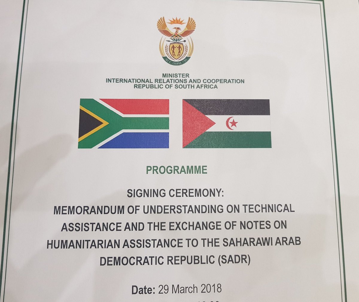 Rasd_TVOficial's tweet photo. Ministra de cooperación y Relac. internacionales de Sudáfrica 🇿🇦 @DIRCO_ZA @LindiweSisuluSA y el ministro de cooperación #saharaui 🇪🇭 firmarán históricos convenios entre los dos estados. https://t.co/6dunkKoAff