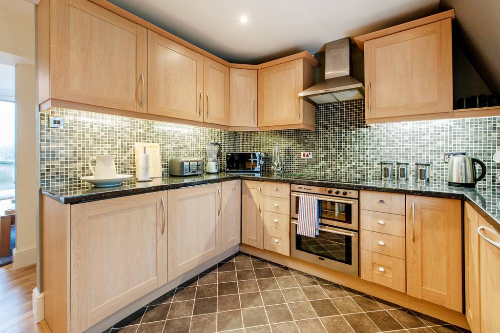 BathSpaLets's tweet photo. Looking for a Spacious Apartment for you stay in Bath? Here it is! #MyFeelGoodBath #VisitBath #IgersBath #BathSpa #CityOfBath #VisitEngland #LoveGreatBritain #BathUK #BathStreet #BathStone #SwIsBest #BathHoliday #HolidayLetsUk #HolidayLets #Tourist #Tourism #AirBnB #Property https://t.co/ZzRWHWsHng
