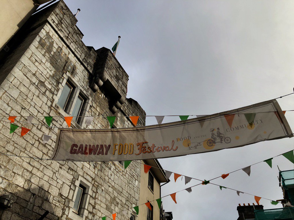 Galwayfood's tweet photo. The 7th Annual Galway Food Festival has begun! Here’s to five days of delicious food, educational demos, inspiring food talks and more! See the schedule here 👉🏻 https://t.co/FP9nh3Xo7T #GalwayFood https://t.co/xbUkspwx1W