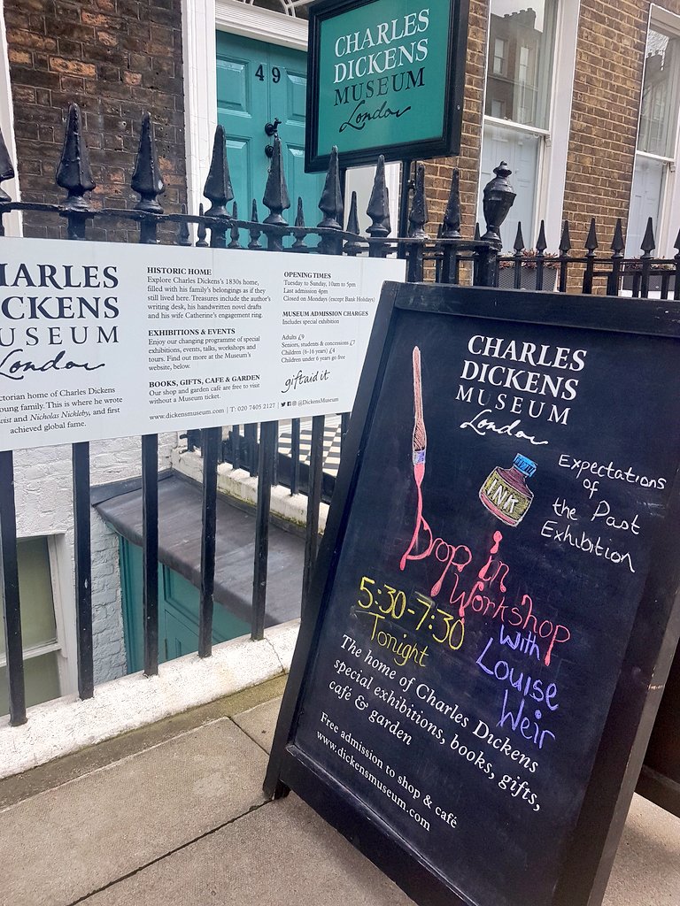 Don't forget we're open #late this evening and have a drop in workshop with artist Louise Weir! Come have a go! #Thursday #lateopening #workshop #InHouseArtist #exhibition #ExpectationsOfThePast #DickensMuseum #FreeWithAdmission